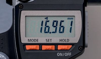 F115015g